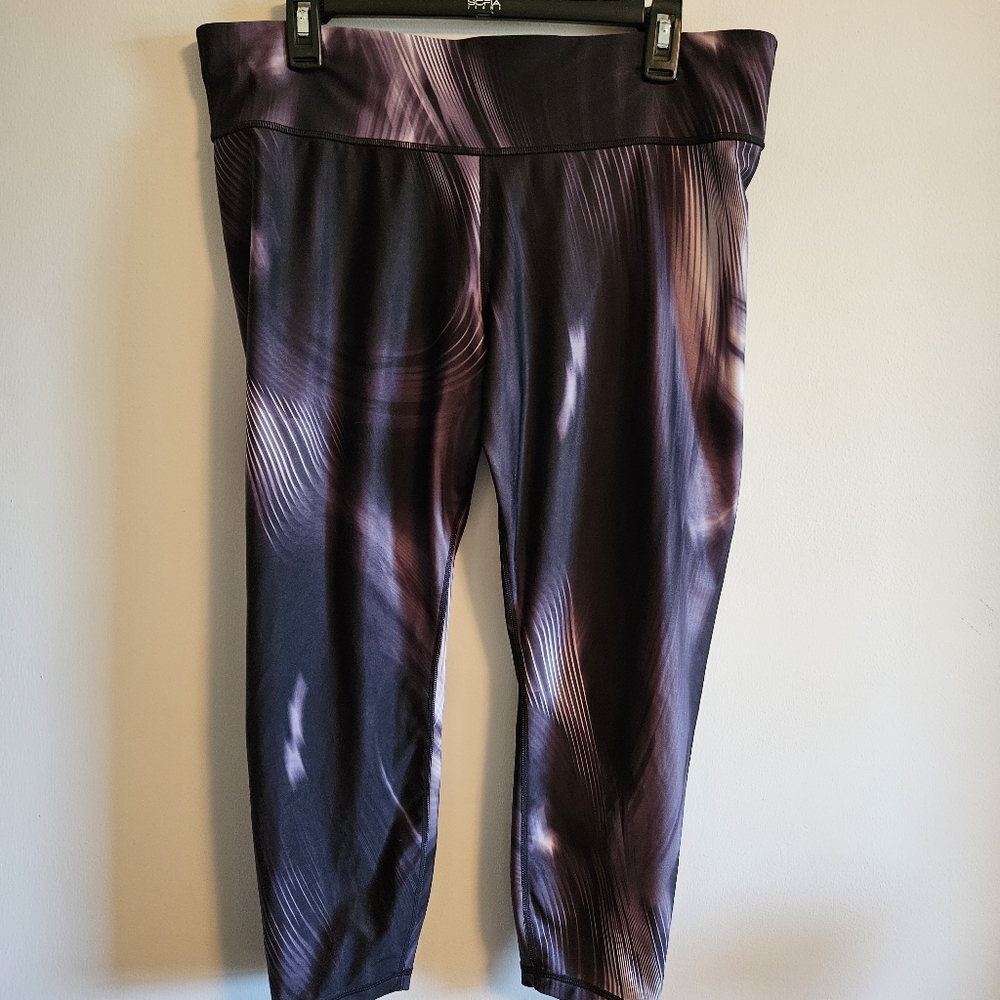 Gap Fit Shades Of Plum Patterned Leggings XL
